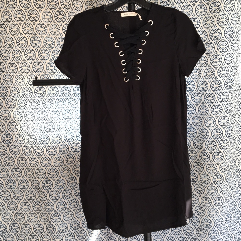 Black t-shirt style lace front dress size small